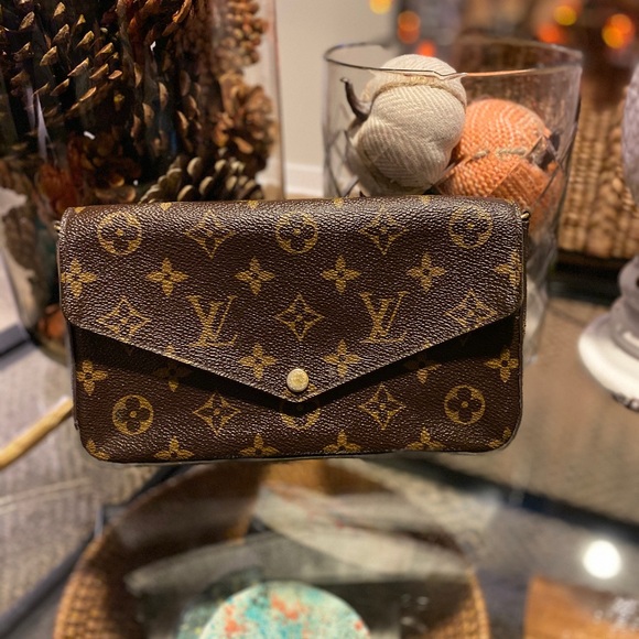 lv monogram clutch
